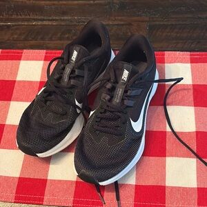 Women’s Nike Downshifter Running Shoes Black and White Athletic Sneakers